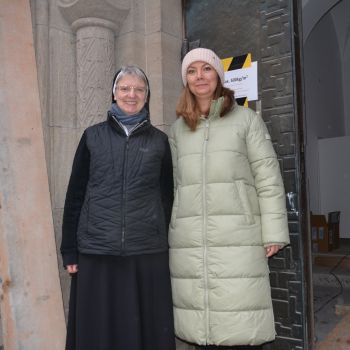 Schwester Rafaela und Sandra Räder