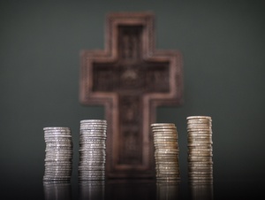 Kreuz mit Geld